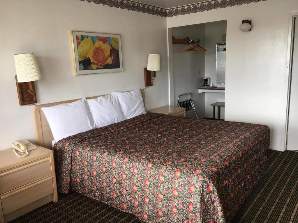Ramblin Rose Motel Kingman Buitenkant foto